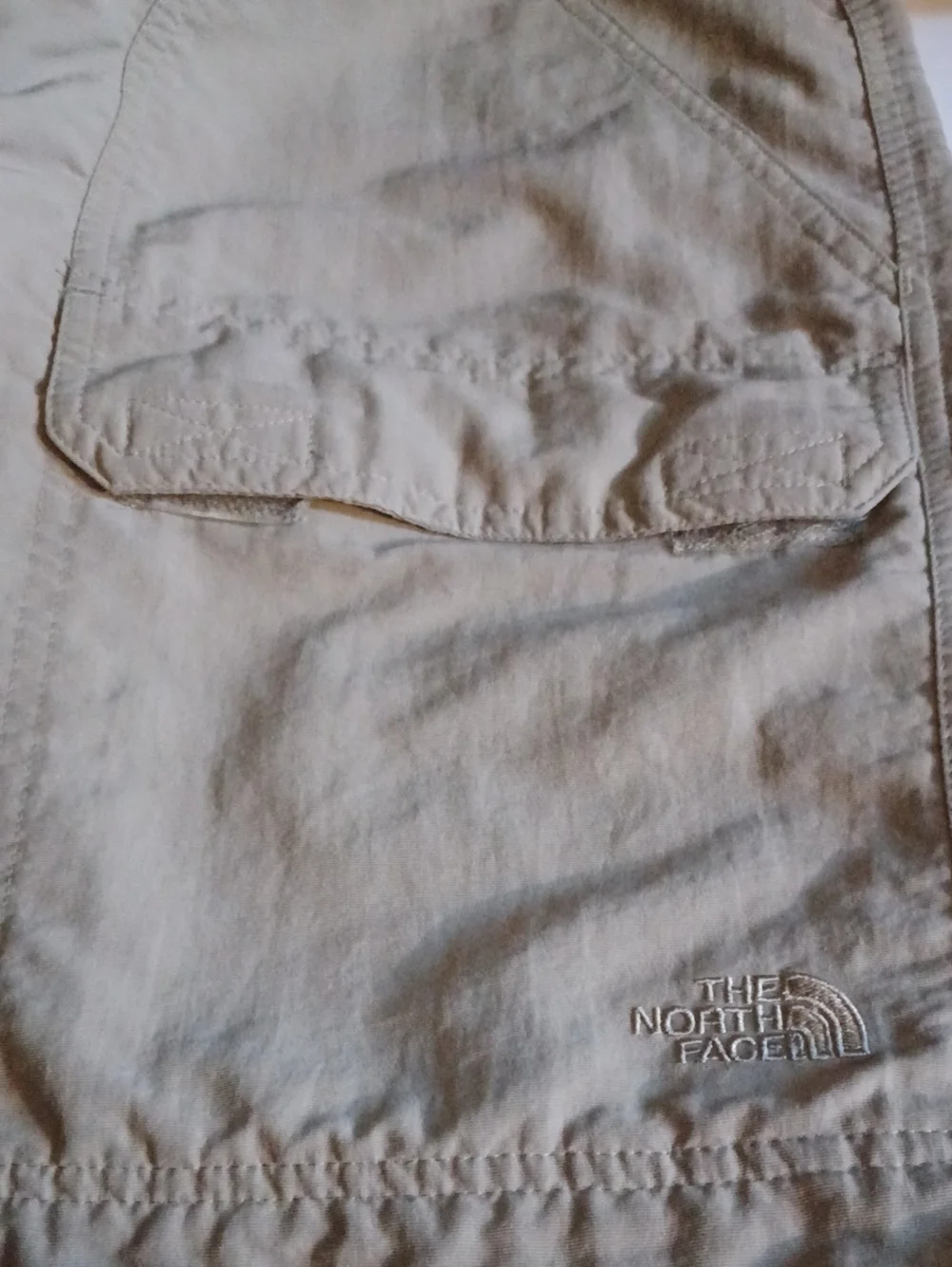 The North Face Men's Khaki Nylon Cargo Shorts Size L